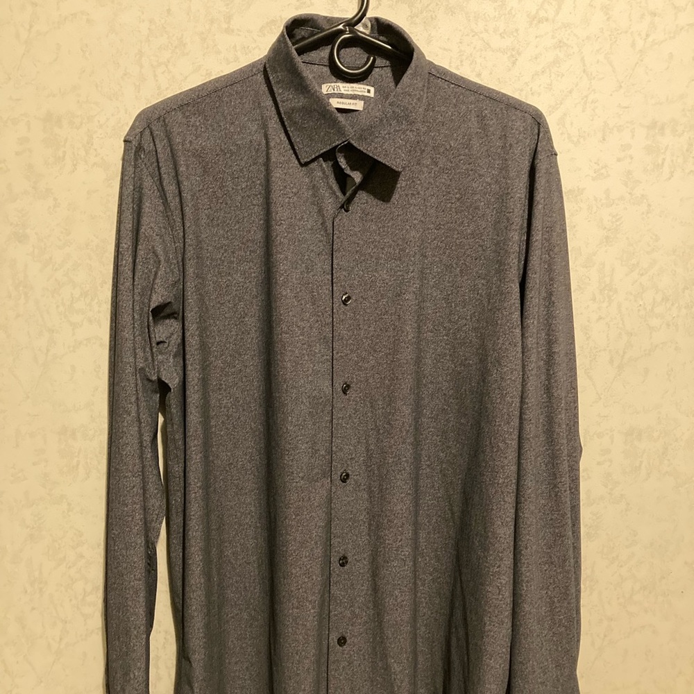 Zara long sleeve button down shirt. Dress shirt grey